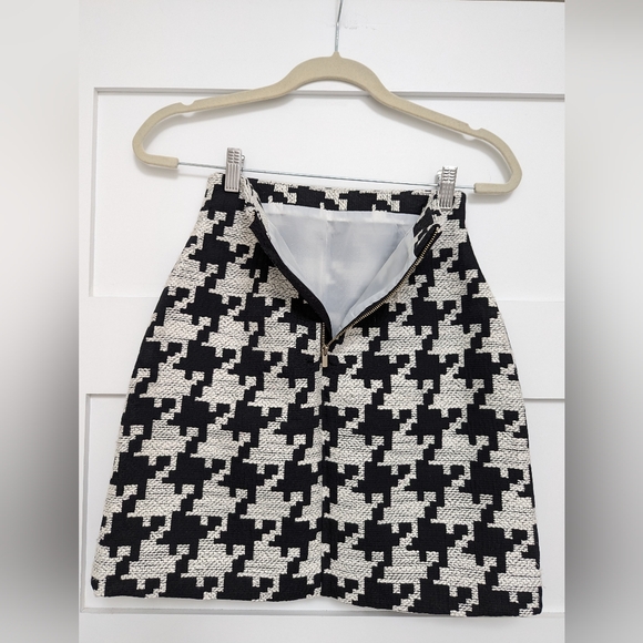 H&M Black & White Houndstooth Pencil Skirt - Picture 7 of 11